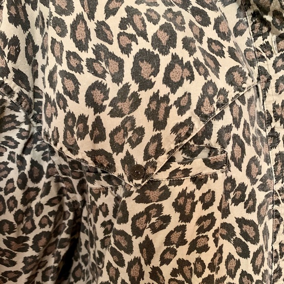 Vintage 80s leopard print button down blouse - Picture 4 of 11